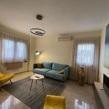 Evendum Central Apartment 1 ティラナ エクステリア 写真